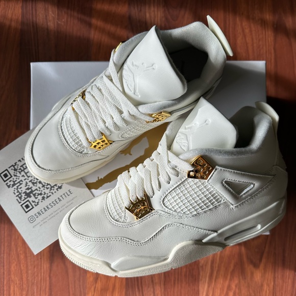Jordan 4 Retro Metallic Gold (Women’s) Size 6.5M/8W AQ9129-170 - Free Shipping!